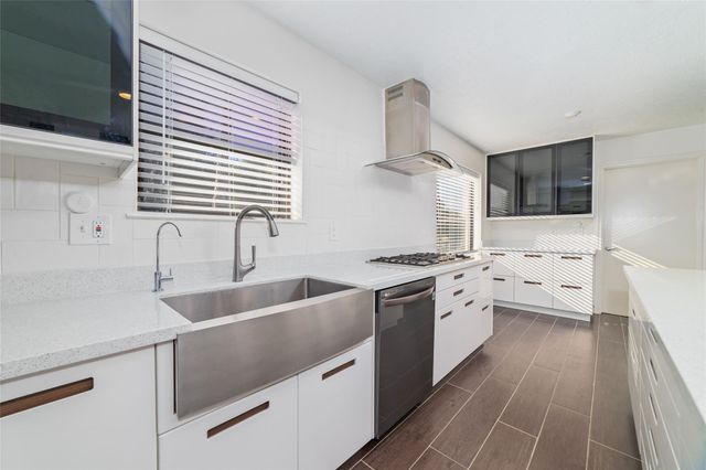 3438 Ashton Park Drive, Houston, TX 77082