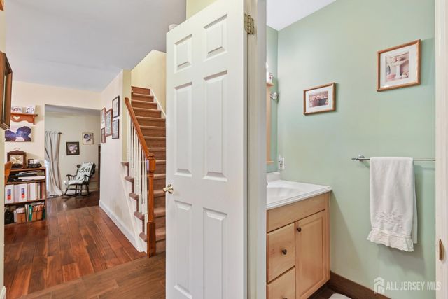 45 Brookview Circle, Jamesburg, NJ 08831