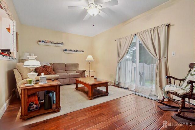 45 Brookview Circle, Jamesburg, NJ 08831