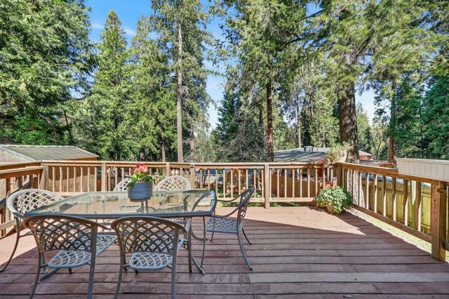 2925 Maple Ave, Pollock Pines, CA 95726