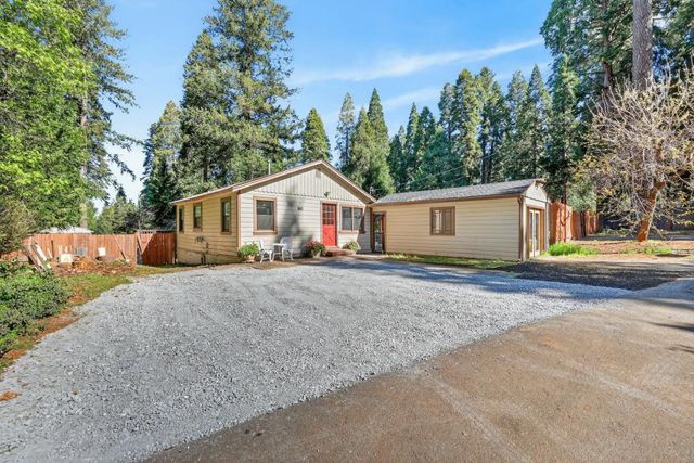 2925 Maple Ave, Pollock Pines, CA 95726