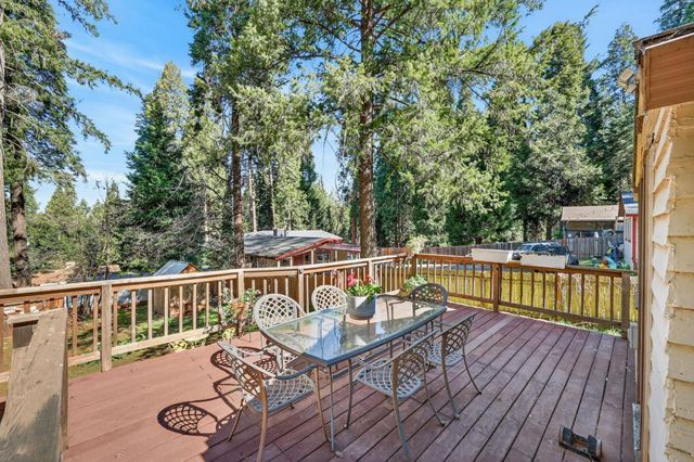2925 Maple Ave, Pollock Pines, CA 95726