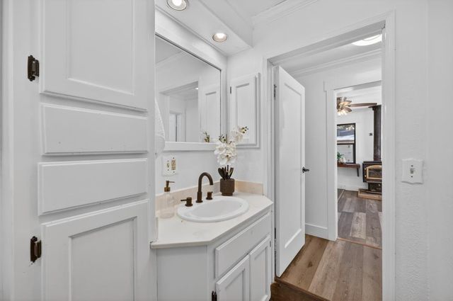 2925 Maple Ave, Pollock Pines, CA 95726