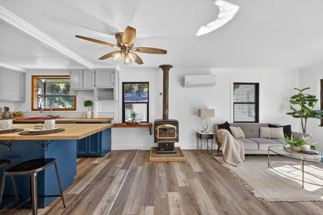 2925 Maple Ave, Pollock Pines, CA 95726