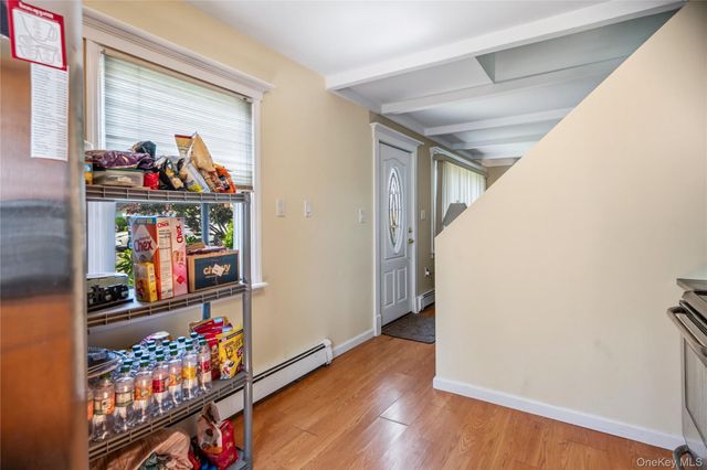 30 Crag Lane, Levittown, NY 11756