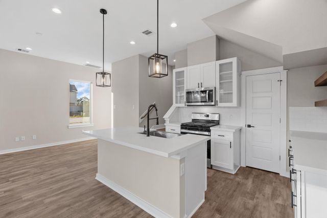 5925 Wheatley Lane, Houston, TX 77091