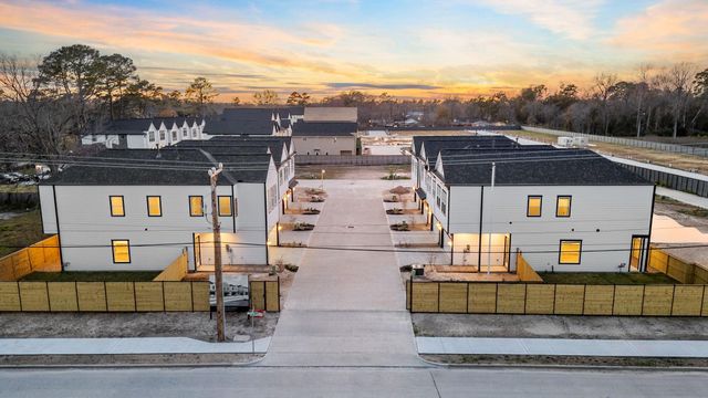 5925 Wheatley Lane, Houston, TX 77091
