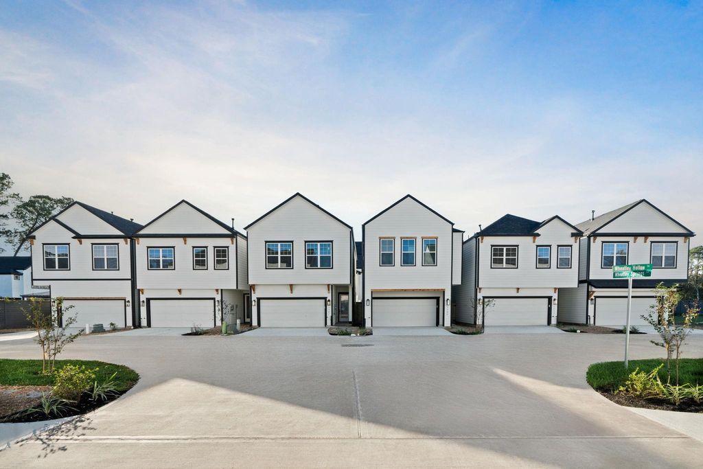 5925 Wheatley Lane, Houston, TX 77091