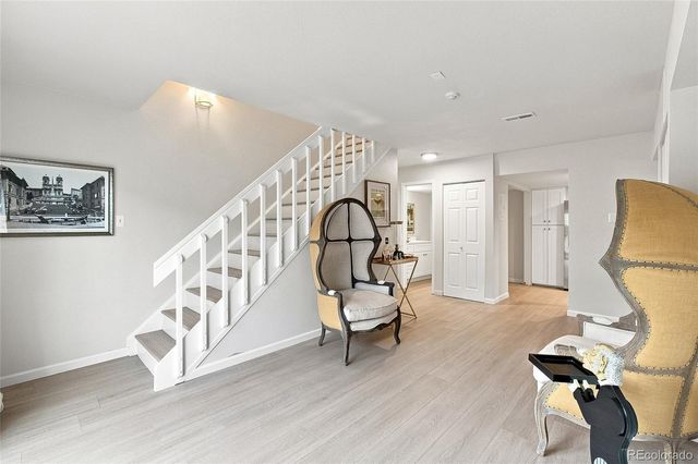 6475 S Dayton Street 103, Englewood, CO 80111