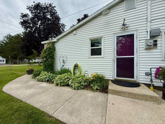401 CANAL STREET, Princeton, WI 54968