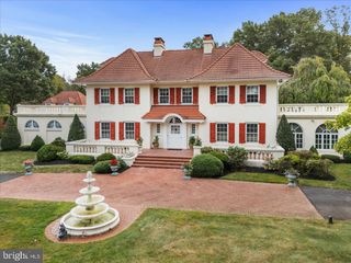 2185 S EASTON RD, Doylestown, PA 18901