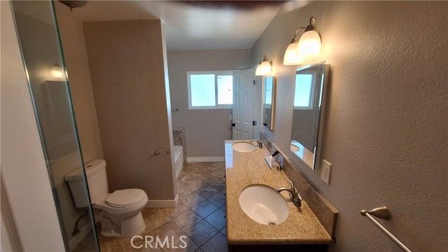 2327 Fairview, Riverside, CA 92506