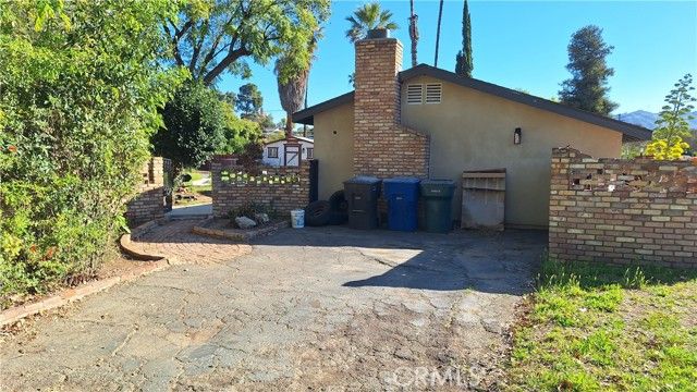 2327 Fairview, Riverside, CA 92506
