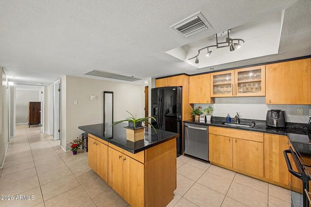 7860 E CAMELBACK Road 309, Scottsdale, AZ 85251