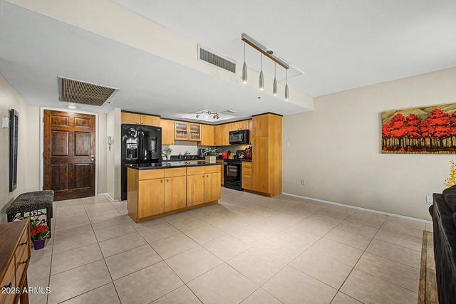 7860 E CAMELBACK Road 309, Scottsdale, AZ 85251