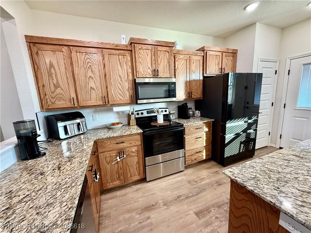 115 Countryside Way, Pocola, OK 74902