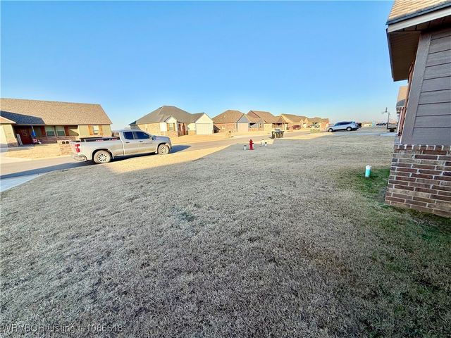 115 Countryside Way, Pocola, OK 74902