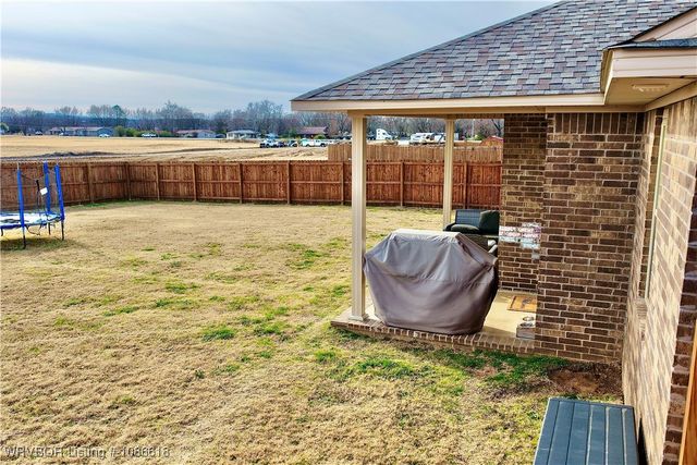 115 Countryside Way, Pocola, OK 74902