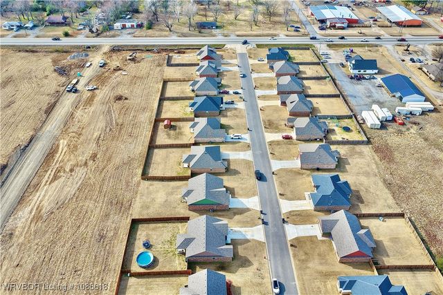 115 Countryside Way, Pocola, OK 74902