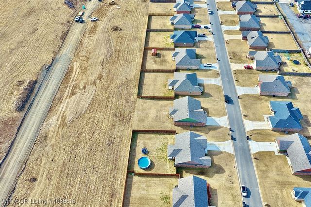 115 Countryside Way, Pocola, OK 74902