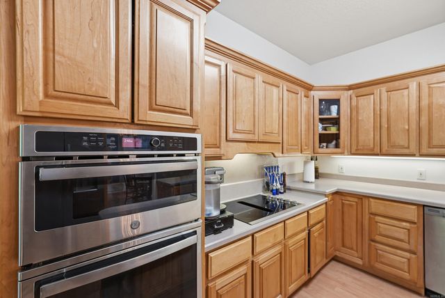 117 Cifuentes Way, Hot Springs Village, AR 71909