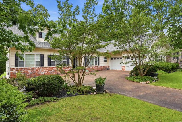 117 Cifuentes Way, Hot Springs Village, AR 71909
