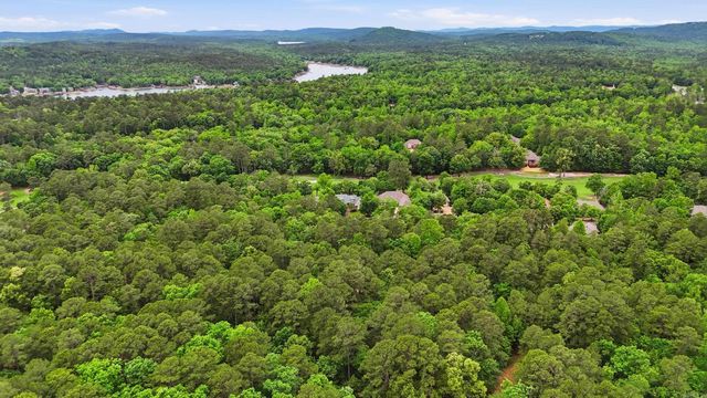 117 Cifuentes Way, Hot Springs Village, AR 71909