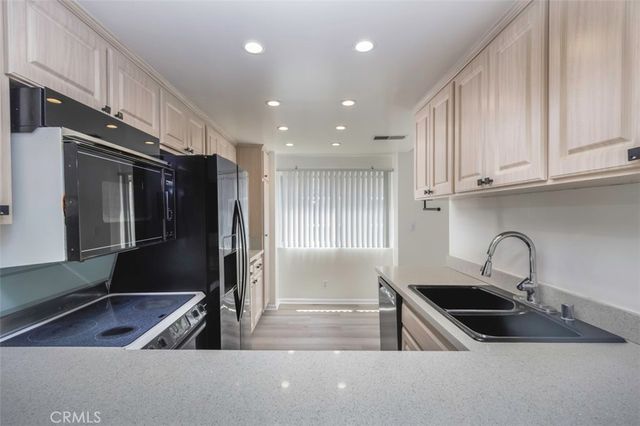 974 Palo Verde, Long Beach, CA 90815