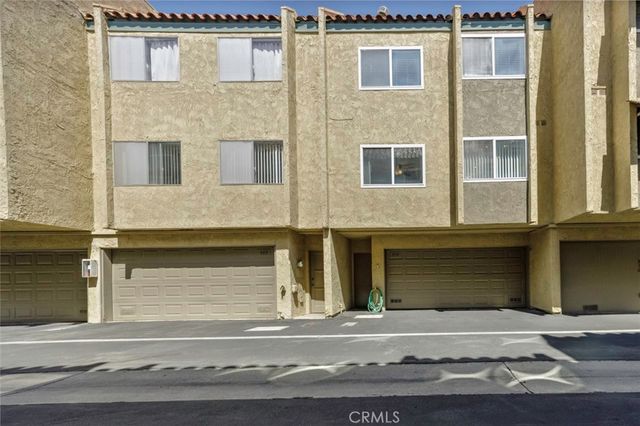 974 Palo Verde, Long Beach, CA 90815