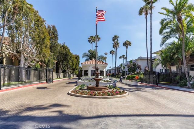 974 Palo Verde, Long Beach, CA 90815