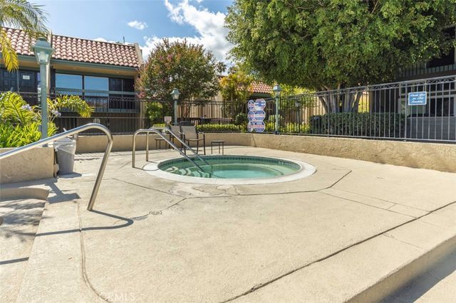 974 Palo Verde, Long Beach, CA 90815