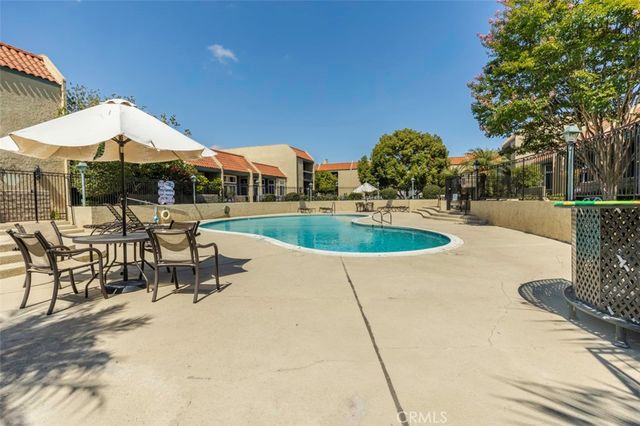 974 Palo Verde, Long Beach, CA 90815
