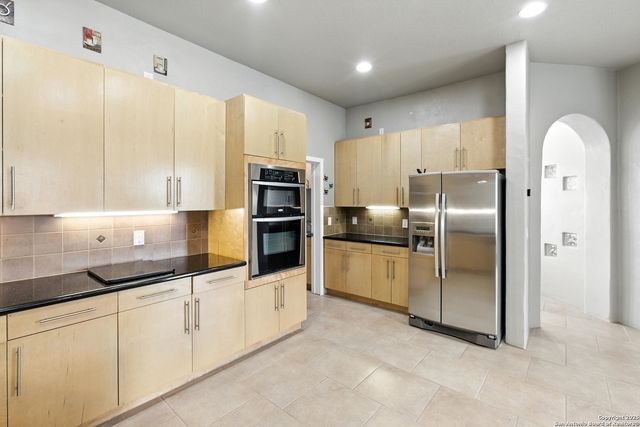 910 Silent, San Antonio, TX 78260