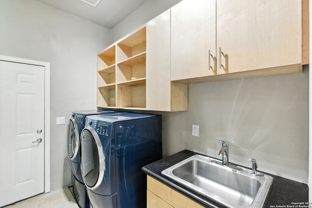 910 Silent, San Antonio, TX 78260