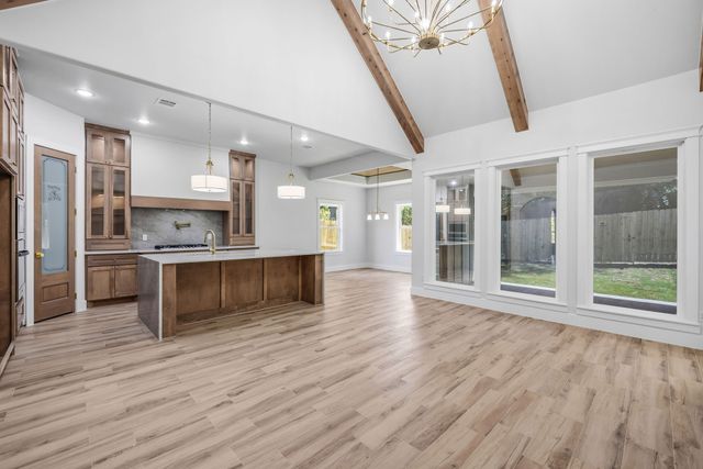 705 Cliff Street, Fort Worth, TX 76164