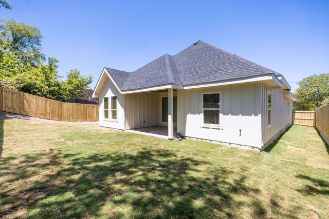 705 Cliff Street, Fort Worth, TX 76164