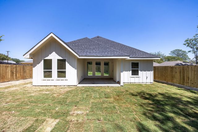 705 Cliff Street, Fort Worth, TX 76164