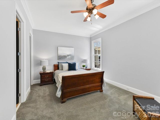 7805 Pemswood Street, Charlotte, NC 28277
