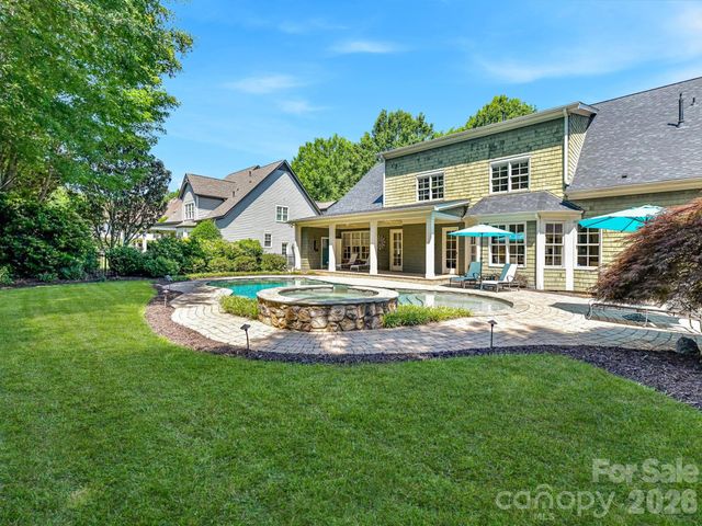 7805 Pemswood Street, Charlotte, NC 28277