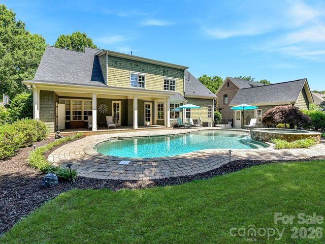7805 Pemswood Street, Charlotte, NC 28277