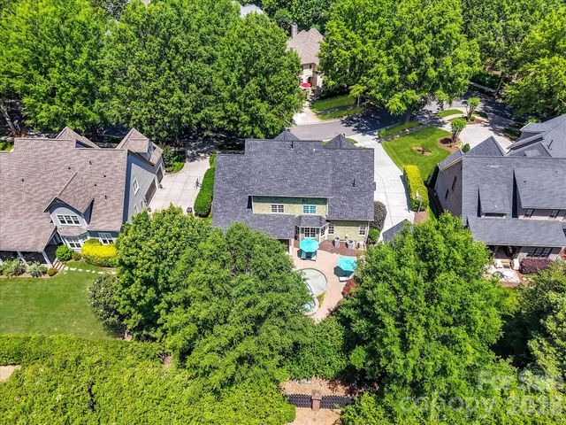 7805 Pemswood Street, Charlotte, NC 28277