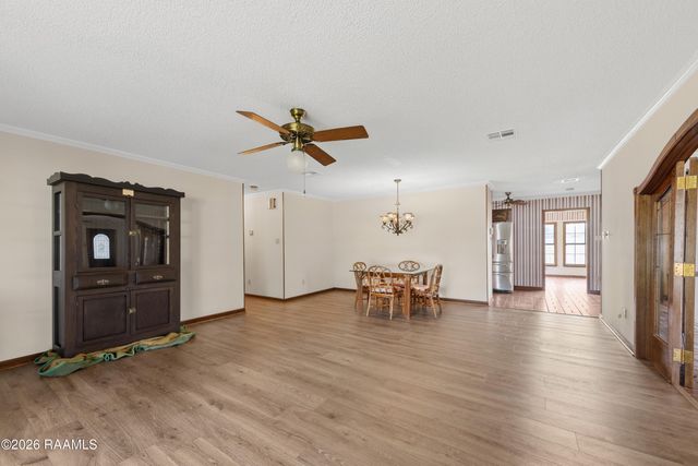 522 Claude Street, Breaux Bridge, LA 70517