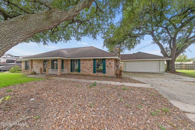 522 Claude Street, Breaux Bridge, LA 70517