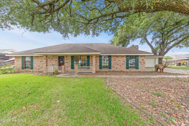 522 Claude Street, Breaux Bridge, LA 70517