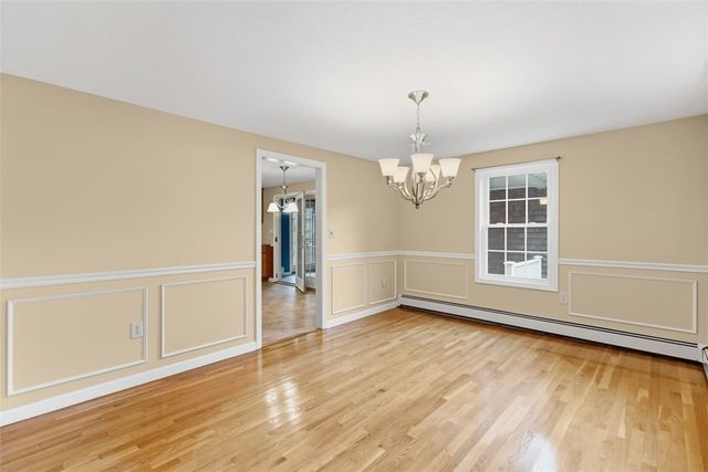 7 Gadsby Lane, Tiverton, RI 02878