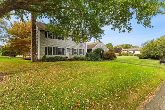 7 Gadsby Lane, Tiverton, RI 02878