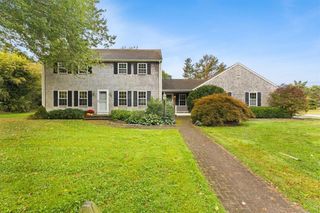 7 Gadsby Lane, Tiverton, RI 02878