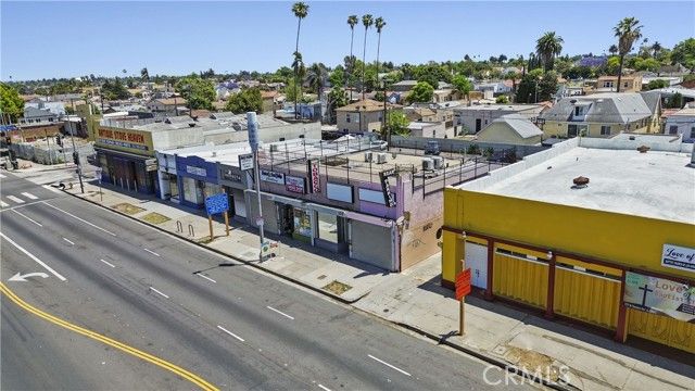 2214 W Florence Avenue, Los Angeles, CA 90043