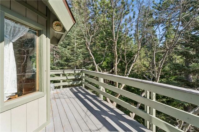 175 Massive, Lake Arrowhead, CA 92317