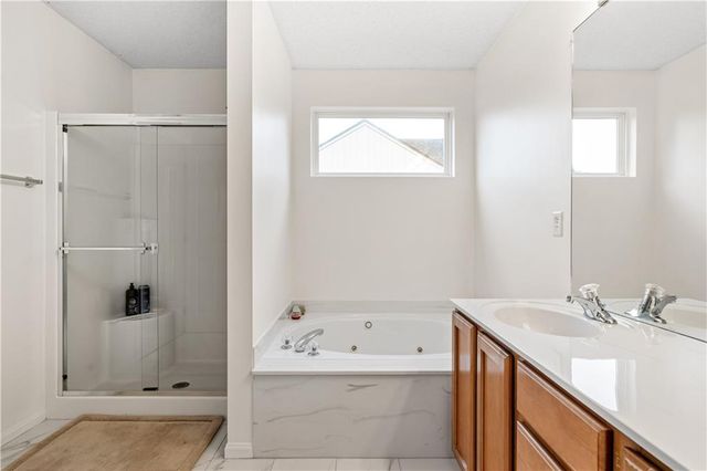 1864 W Concord Drive, Olathe, KS 66061